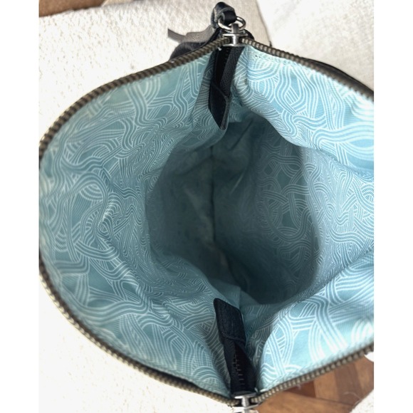 The Sak Silverlake Pebbled Black Leather Crossbody Bag Studded Tassels Lined - Picture 12 of 16